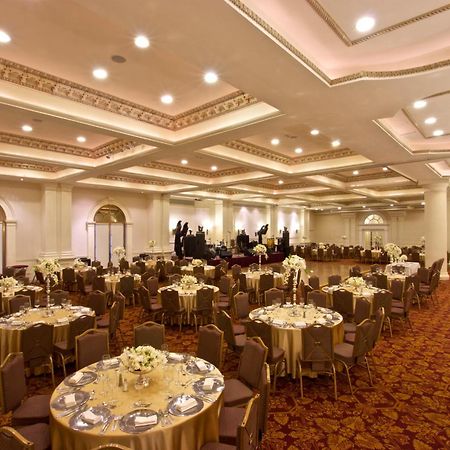 Safi Royal Luxury Valle San Pedro Garza Garcia Exterior foto The ballroom