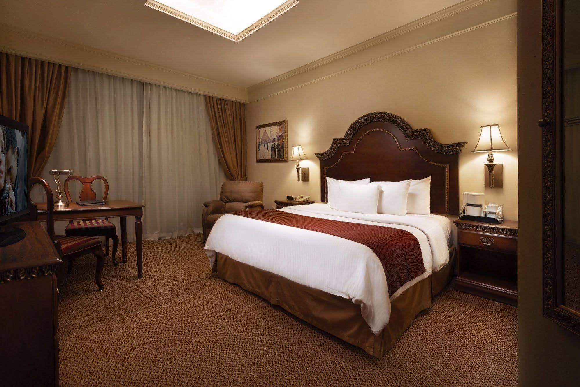 Safi Royal Luxury Valle San Pedro Garza Garcia Exterior foto Deluxe Room